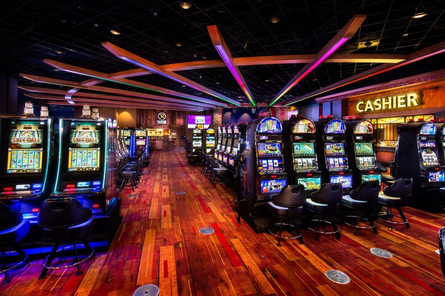 Getting to know the tricks to convey more success in internet poker