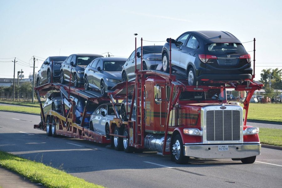 Understanding the Regulations for Long-Distance Car shipping